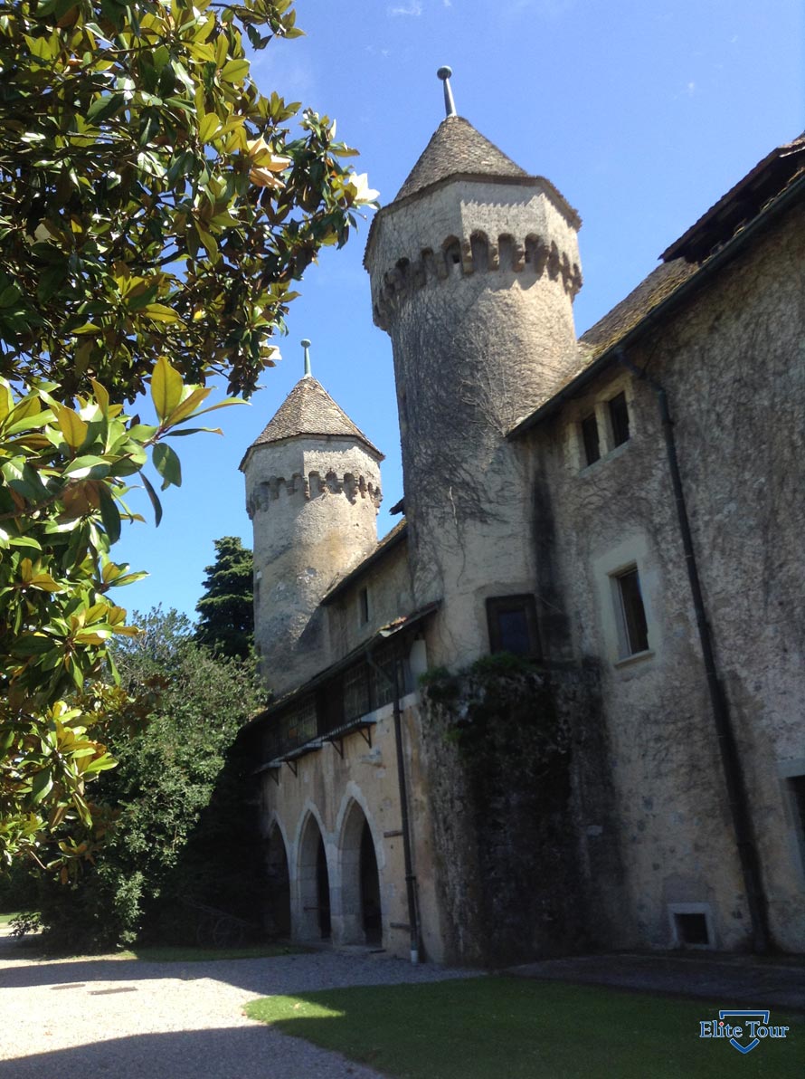 Савойский замок де Рипай, Франция